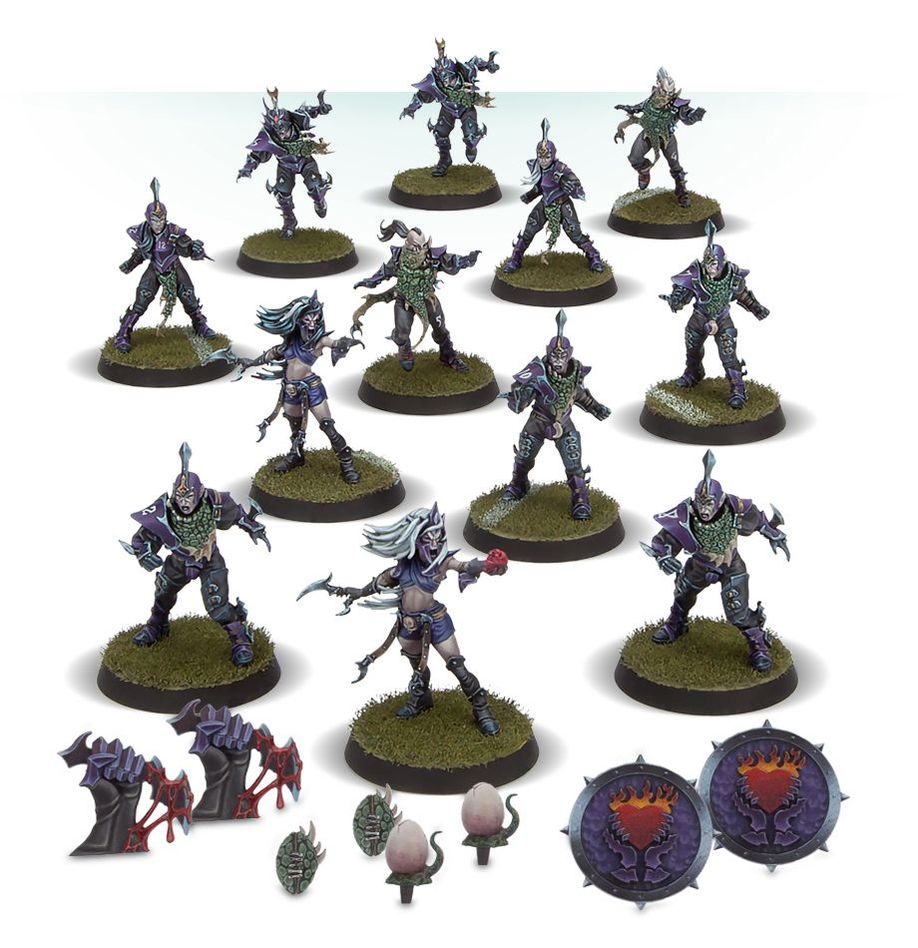 WARHAMAMER BLOOD BOWL: DARK ELF TEAM-1709391845-GkVky.jpg